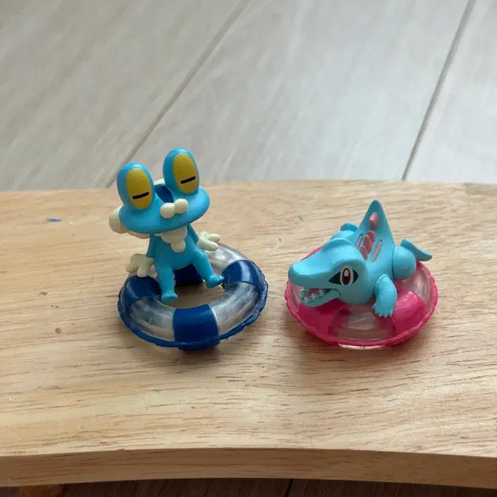 [BUNJANG] Pokemon Water Play Gacha Figures Set (2 Types) / 포켓몬스터 물놀이 가챠 피규어 2종 세트