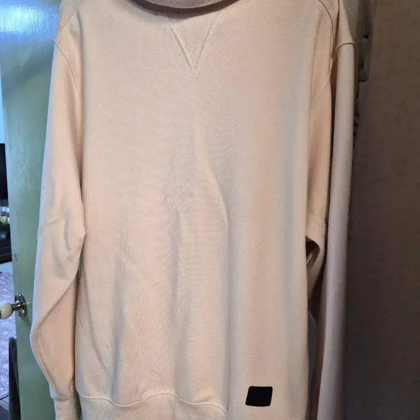 [BUNJANG] Document High Neck Sweatshirt / 도큐먼트 하이넥 맨투맨