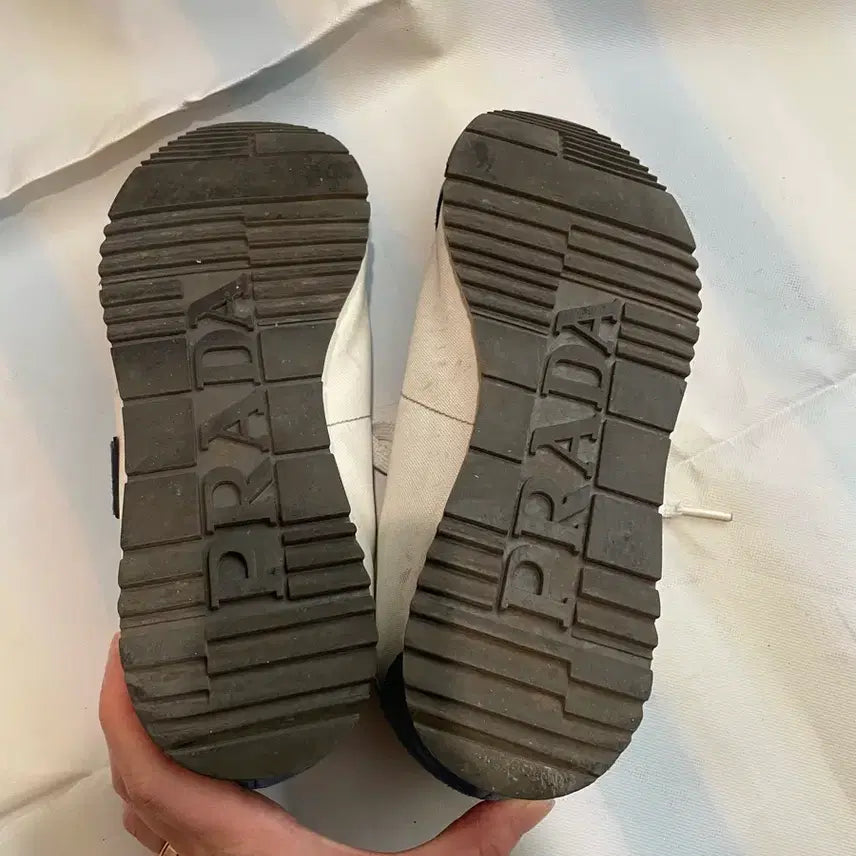 [BUNJANG] Prada Sneakers White/Blue / 프라다 스니커즈 화이트/블루