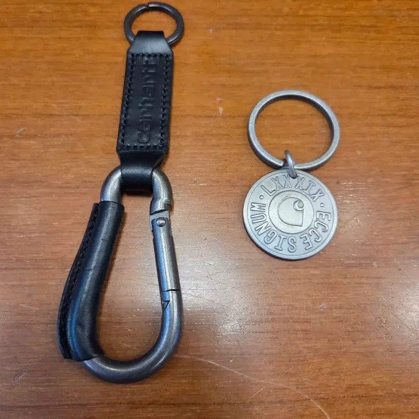 [BUNJANG] Carhartt WIP Keychains (2-Piece Set) / 칼하트 wip 키링 2개