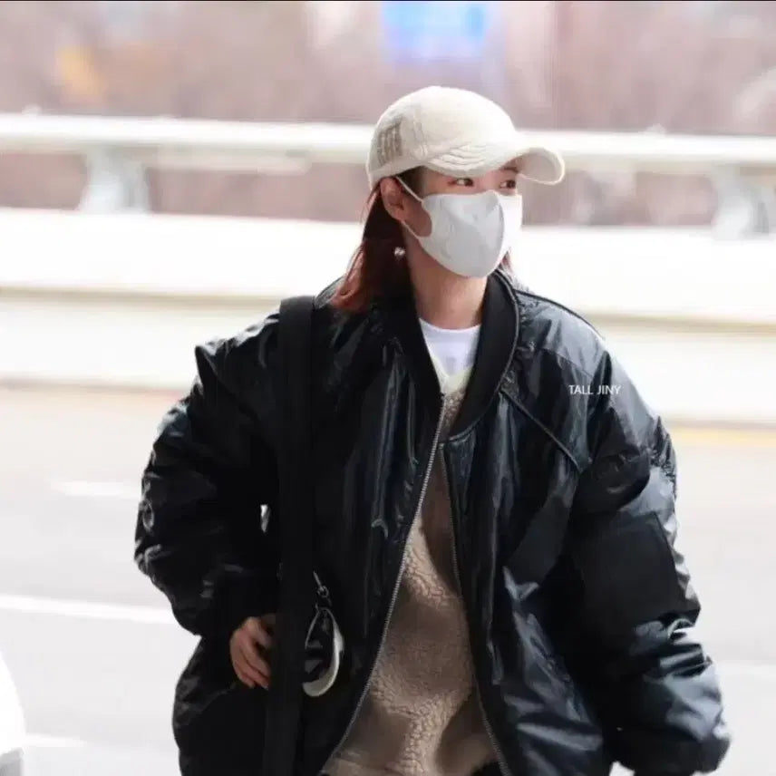 [BUNJANG] Juun.J IU Bomber Jacket / [구매중]준지 22fw 아이유 항공점퍼 50, 52(jc2939pf15)