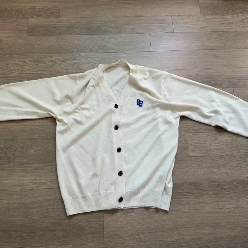 [BUNJANG] ADER error Significant Cardigan Oatmeal / 아더에러 시그니피컨트 가디건 오트밀