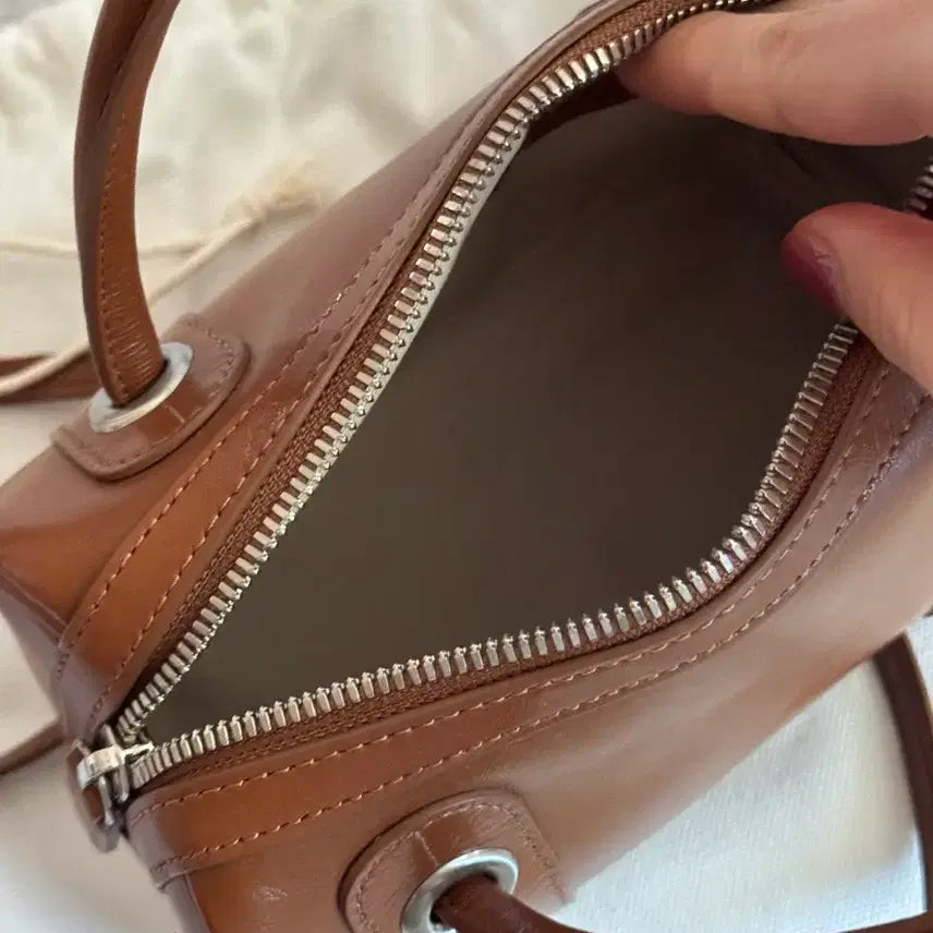 [BUNJANG] Apao Rueda Mini Bag Brown / 아포아 Rueda Mini Bag 브라운 미니