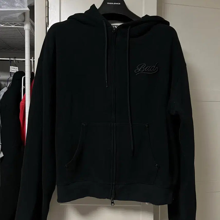 [BUNJANG] BAD BLOOD Hoodie Mint Condition / 배드블러드 후드집업 새상품 컨디션