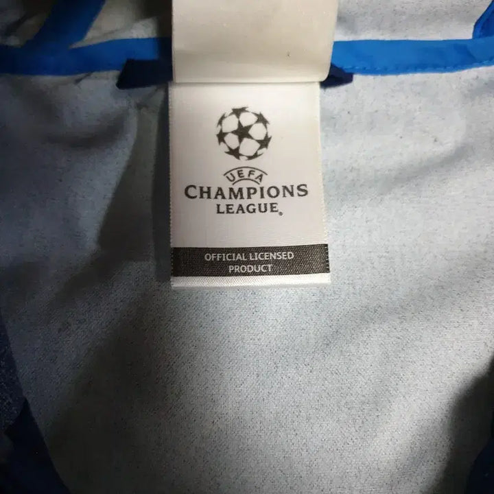 [BUNJANG] Adidas Real Madrid EU Champions All Weather Windbreaker Jacket (L) / 아디다스 레알마드리드 EU챔스 올 웨더 바람막이 자켓 (L)