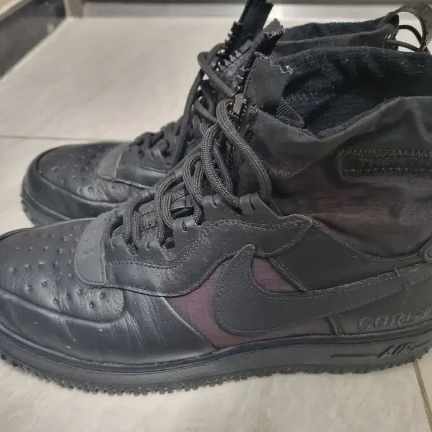 [BUNJANG] Nike Air Force 1 High Winter Gore-Tex Triple Black 270 / 나이키 에어포스1 하이 윈터 고어텍스 트리플블랙 270