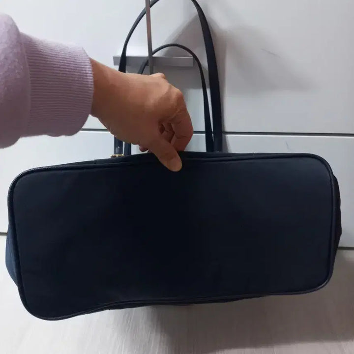 [BUNJANG] Michael Kors Fabric Shoulder Bag (Navy) / 마이클코어스 정품. 패브릭 숄더백. 네이비