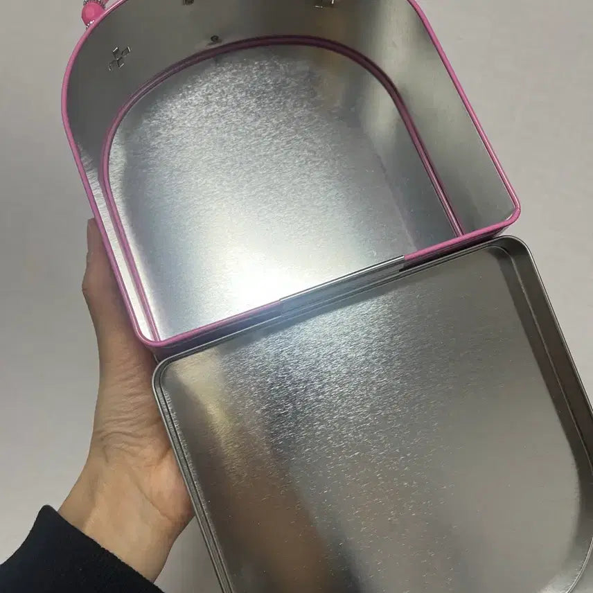[SOLD OUT] 메이지 트윙클 핑크 초콜릿 틴케이스
