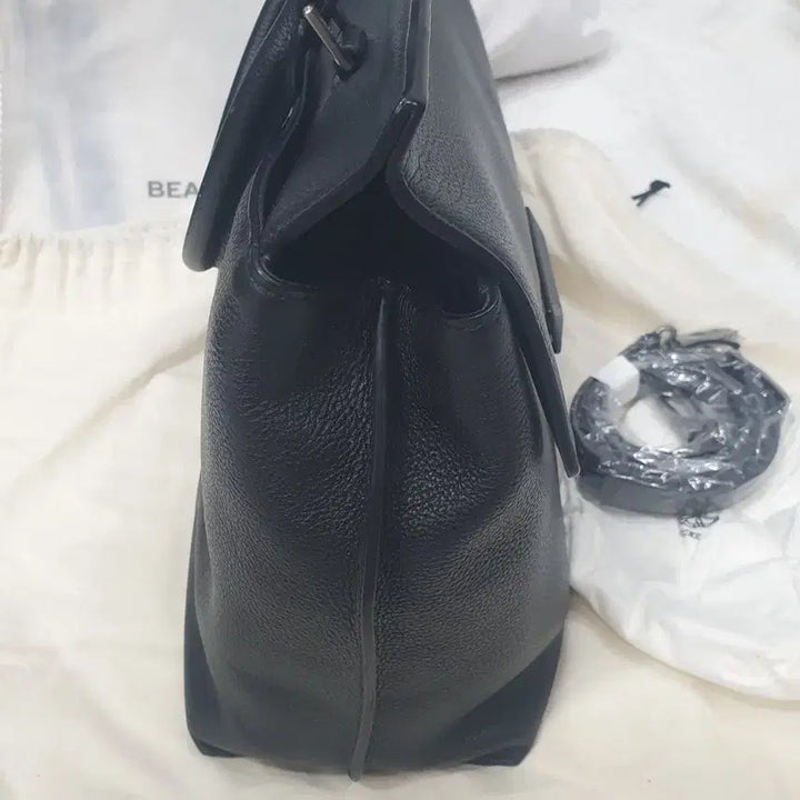 [BUNJANG] DECKE Women's Handbag Black / 덱케 여성용 가방 DECKE 가방 블랙