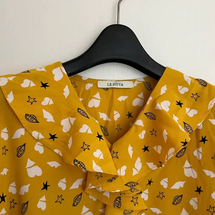 [BUNJANG] Lepita Yellow Pattern Blouse / 르피타 옐로우 패턴 블라우스