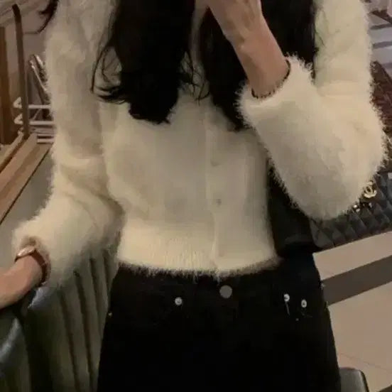 [SOLD OUT] 베르가못 부클 퍼 가디건