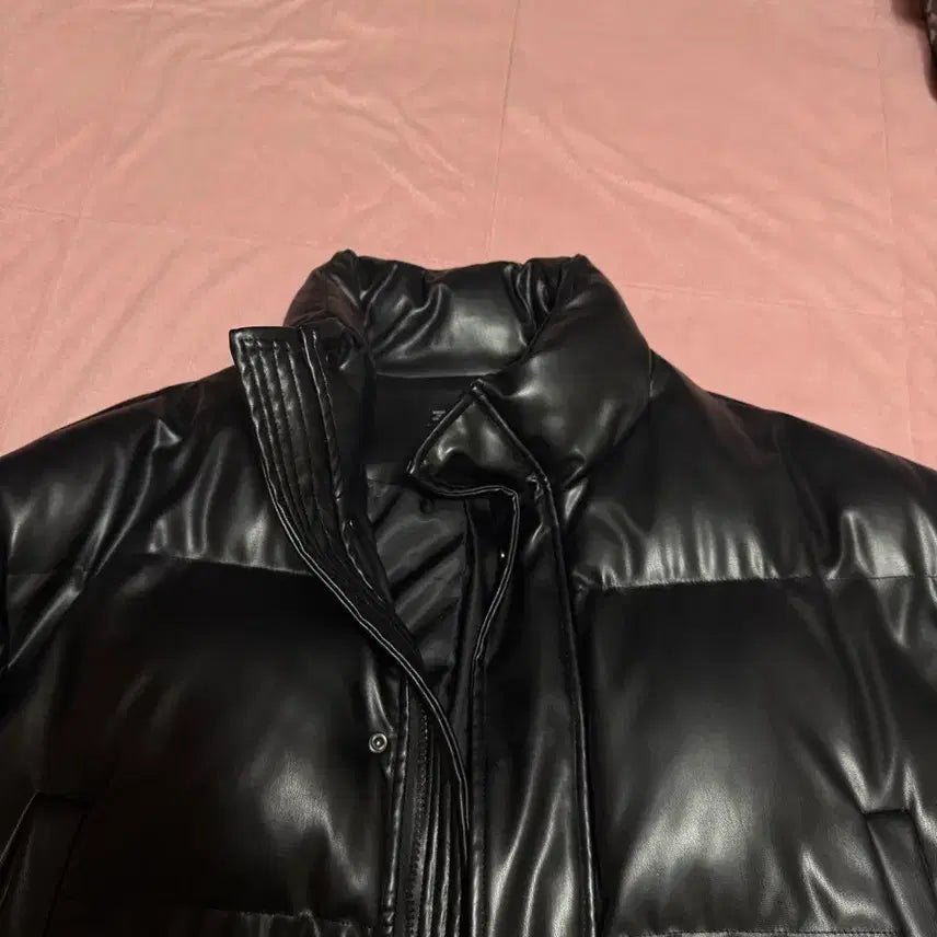 [BUNJANG] Black Leather Crop Padded Jumper / 블랙 레더 크롭 패딩 점퍼