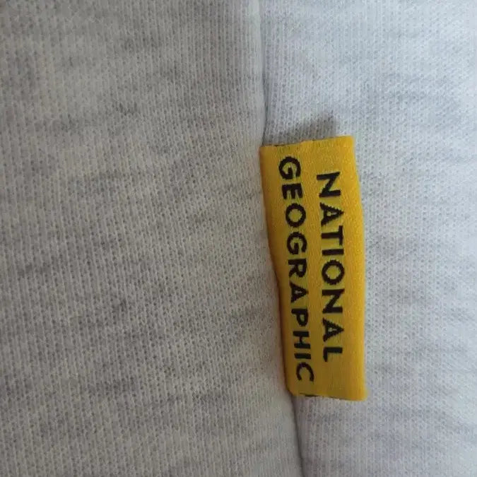 [BUNJANG] National Geographic Gray Long Sleeve Sweatshirt / 내셔널지오그래픽 맨투맨 긴팔티셔츠 회색