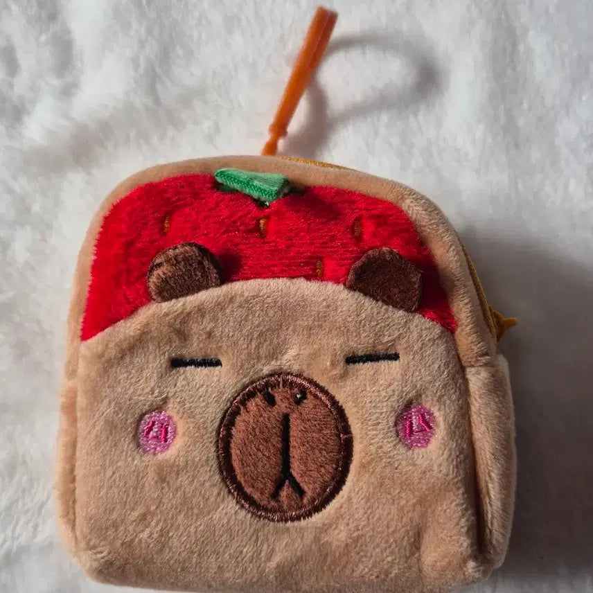 [BUNJANG] Fila Airpods Case &amp; Capybara Pouch Keyring / 휠라 에어팟 가방&amp;카피바라 파우치 키링