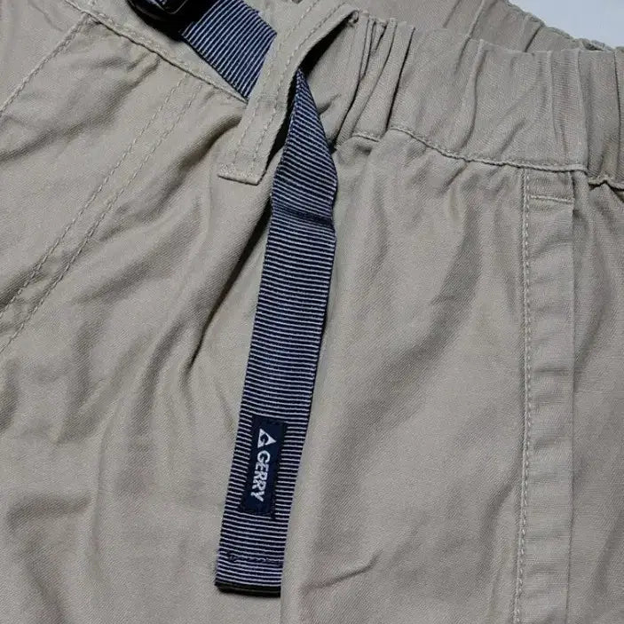 [BUNJANG] GERRY Seattle Outdoor Climbing Shorts (Beige) / [L] GERRY(게리) 시애틀 아웃도어 클라이밍 반바지 (베이지)
