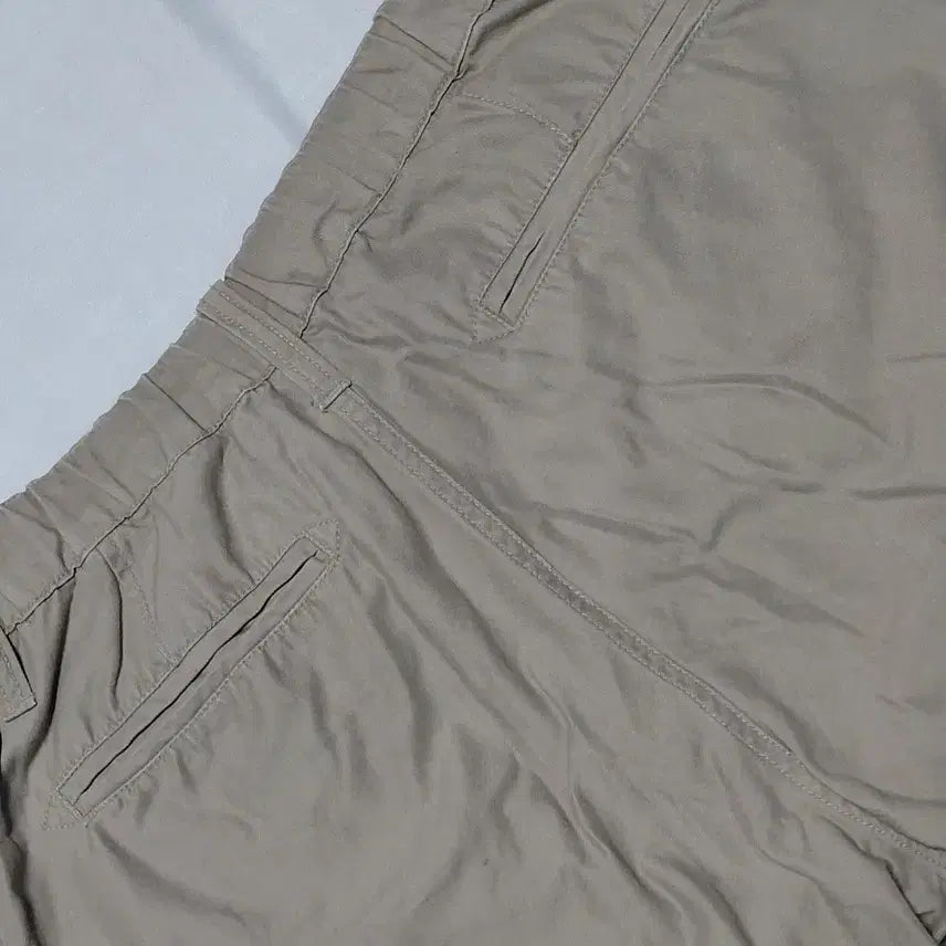 [BUNJANG] GERRY Seattle Outdoor Climbing Shorts (Beige) / [L] GERRY(게리) 시애틀 아웃도어 클라이밍 반바지 (베이지)