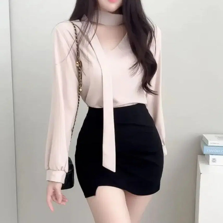 [BUNJANG] OBJAY Lini V-neck Tie Basic Blouse / 급처) 에이블리 오브제이 리니 브이넥 타이 베이직 블라우스