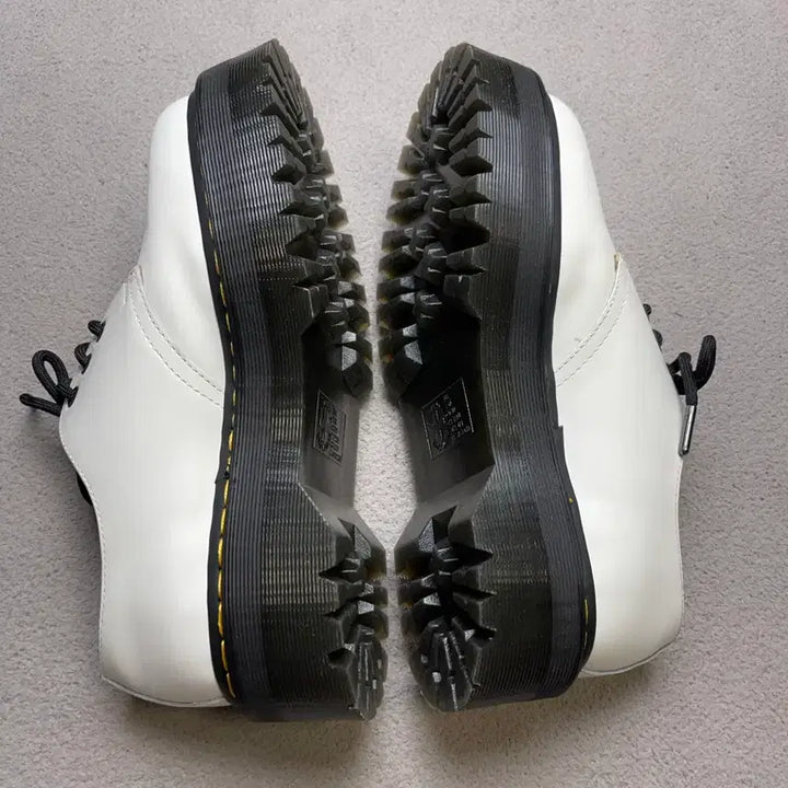 [BUNJANG] Dr. Martens 1461 Quad White Shoes / [41] 닥터마틴 1461 쿼드 -260-265