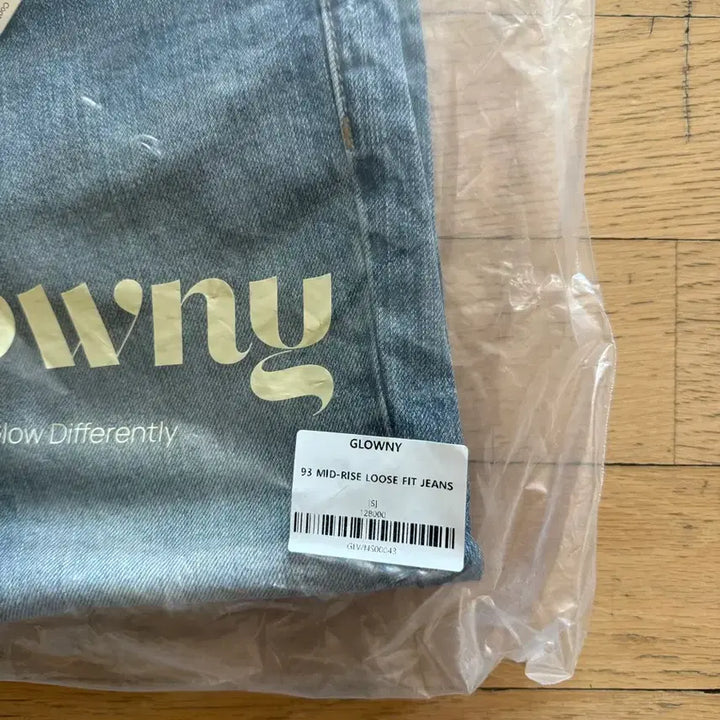 [BUNJANG] GLOWNY 93 Mid-Rise Loose Fit Jeans (Blue) / 글로니 93 MID-RISE LOOSE FIT JEANS (BLUE)