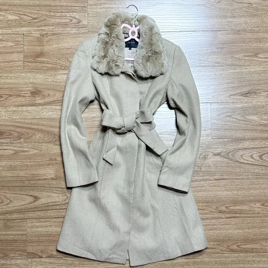[BUNJANG] Vintage Latte Fur Coat / 빈티지 퍼 라떼 코트 히메갸루 오네갸루 로걀 이시하라사토미 공겜여주 고딕