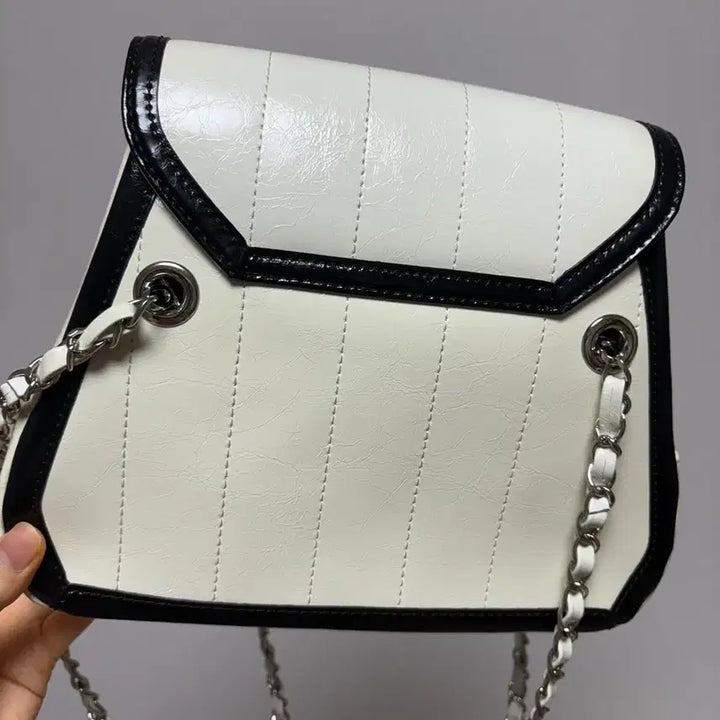 [BUNJANG] AULOW Cardinal Red Chain Shoulder Bag / 카디널 레드 아울로백 체인 숄더백 믹스 글로스
