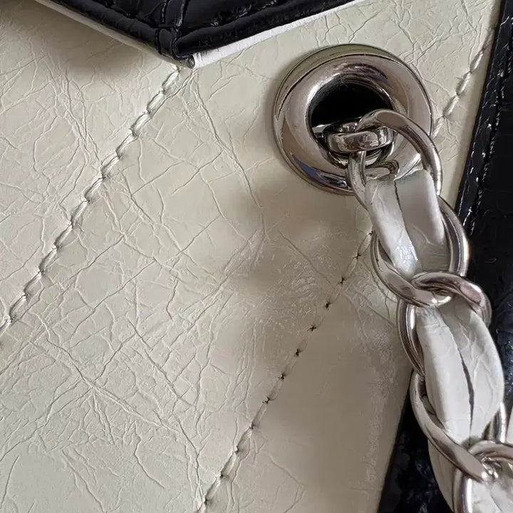 [BUNJANG] AULOW Cardinal Red Chain Shoulder Bag / 카디널 레드 아울로백 체인 숄더백 믹스 글로스