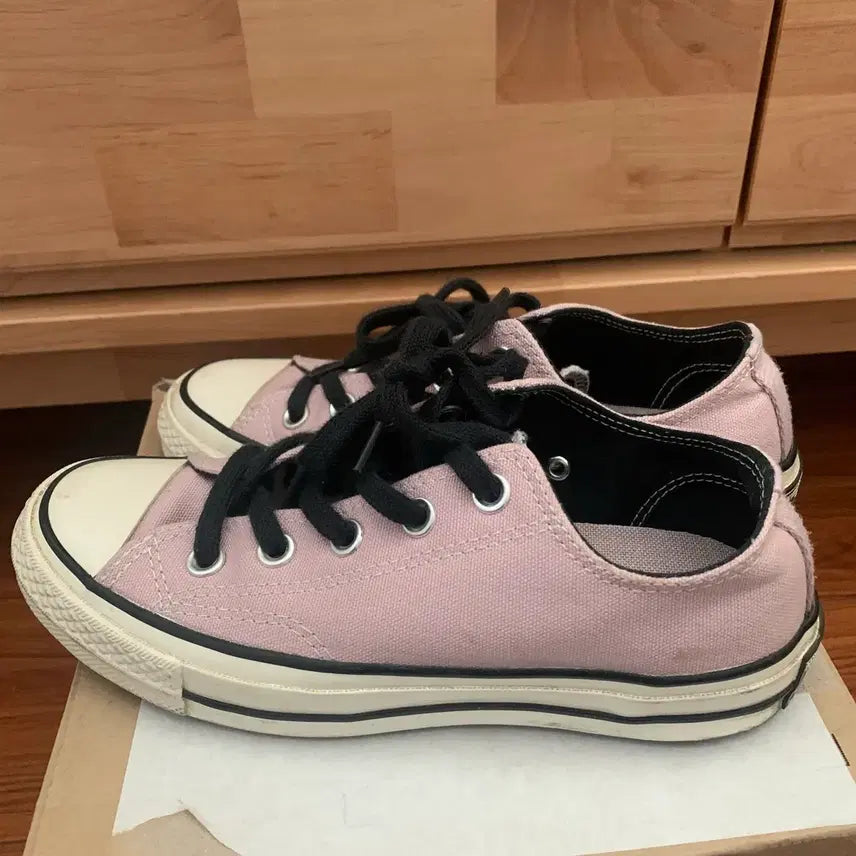 [BUNJANG] Converse Chuck 70 Low 225 Sneakers / 컨버스 척 70 로우 225