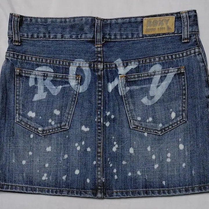 [BUNJANG] ROXY Paint Splatter Denim Mini Skirt / ROXY(록시) 페인트 스플래터 데님 미니스커트 (M사이즈)
