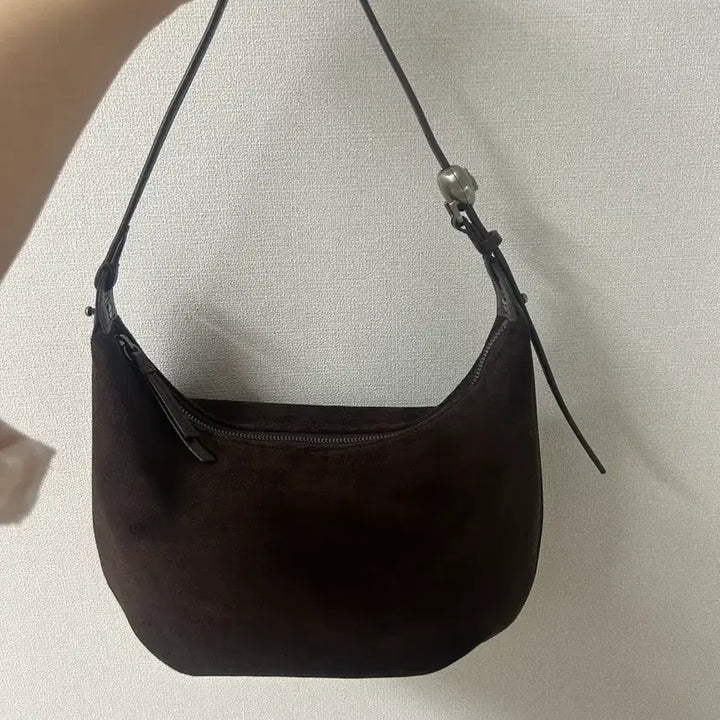 [BUNJANG] Archive Appke Love Moon Suede Shoulder Bag / 아카이브앱크 러브문 스웨이드