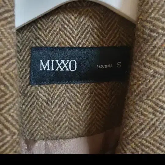 [BUNJANG] MIXXO Herringbone Jacket (Size: 55-66) / 미쏘 헤링본자켓/통통55-66