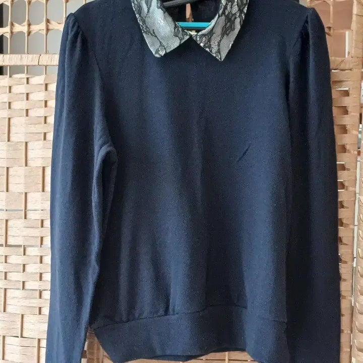[BUNJANG] Navy Lace Collar Knit T-Shirt / 네이비 티셔츠