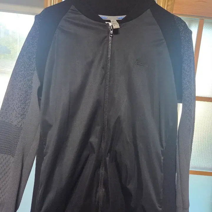 [SOLD OUT] 아디다스 하이브리드 집업