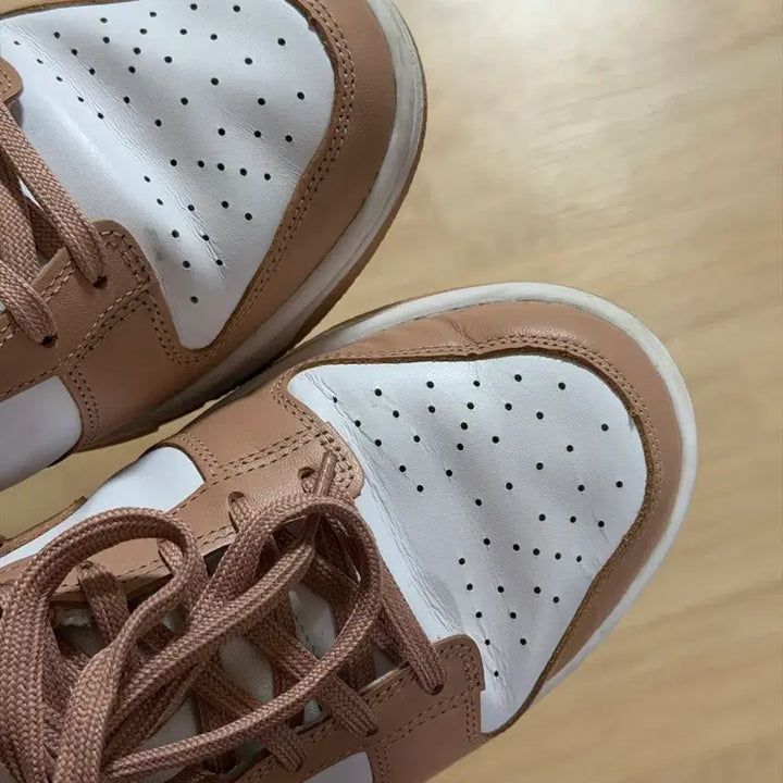 [BUNJANG] Nike Dunk Low Rose Whisper Sneakers / 나이키 덩크 로우 로즈 위스퍼