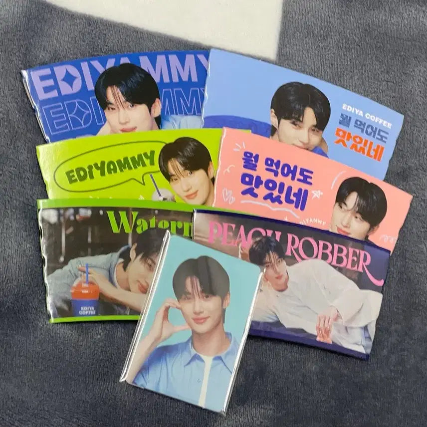 [BUNJANG] Byeon Wooseok Idiya Coffee Cup Holder Bundle Set / 일괄가격) 변우석 이디야 커피 컵홀더 굿즈