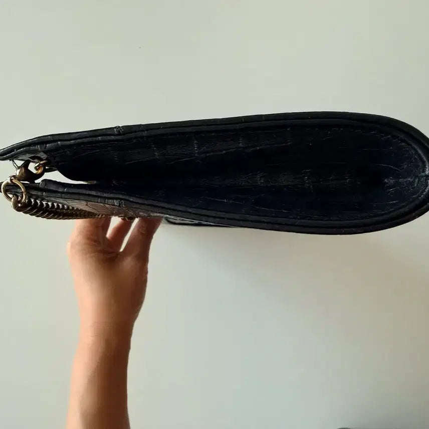 [BUNJANG] Black Crocodile Pattern Chain Shoulder Bag / 블랙 크로커다일 패턴 체인 숄더백
