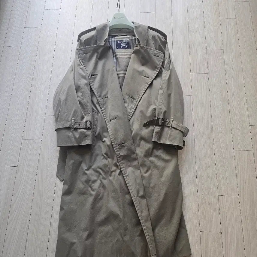 [BUNJANG] Burberry Vintage Trench Coat Khaki / 빈티지 버버리 트렌치코트 카키