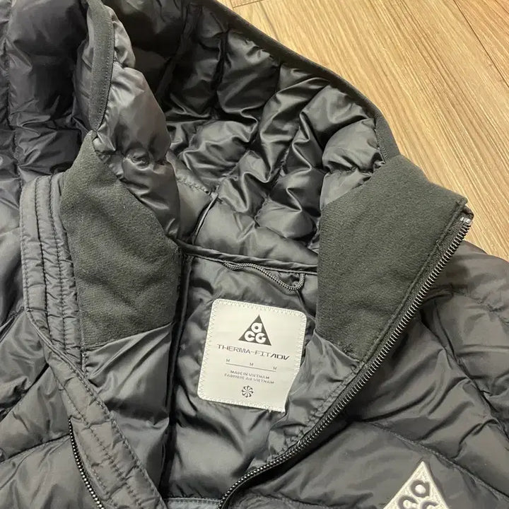 [BUNJANG] Nike Lava Lightweight Padded Jacket / 나이키 라바 경량패딩