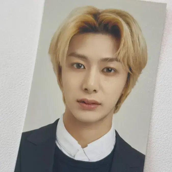 [BUNJANG] MONSTA X Hyungwon Photo ID Photocard / 몬스타엑스 투턱곰 포토아이디 증명사진 형원 양도 MONSTA X