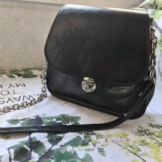 [BUNJANG] Leathery Classic Chain Bag / 래더리 (Leathery)아더 클래식 체인백,가방,핸드백