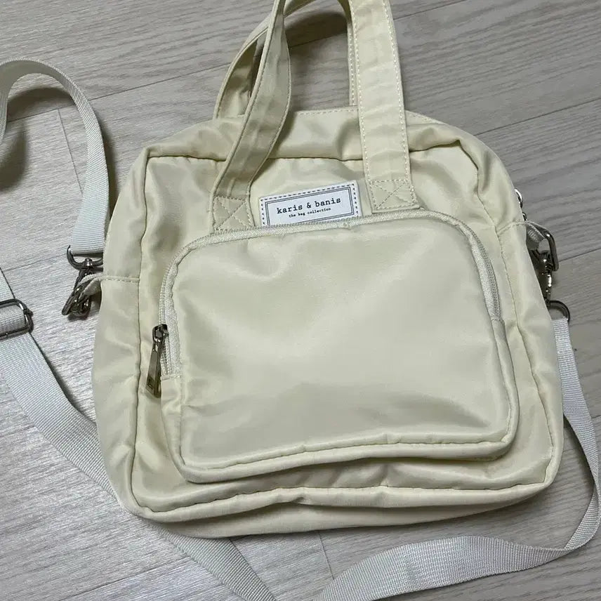 [SOLD OUT] 카리스 앤 바니스 이타백 덕질가방 텀블벅 아이보리