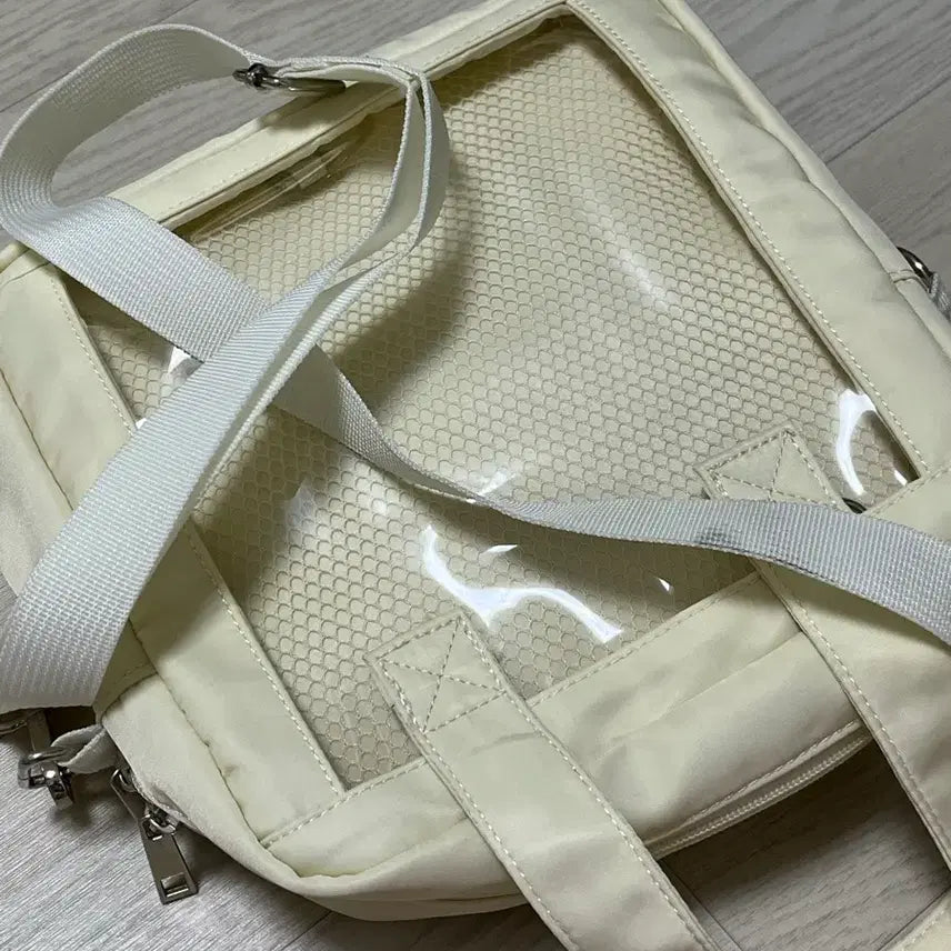 [SOLD OUT] 카리스 앤 바니스 이타백 덕질가방 텀블벅 아이보리