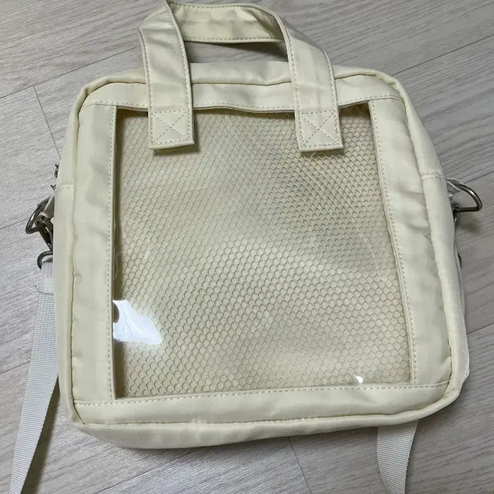 [SOLD OUT] 카리스 앤 바니스 이타백 덕질가방 텀블벅 아이보리