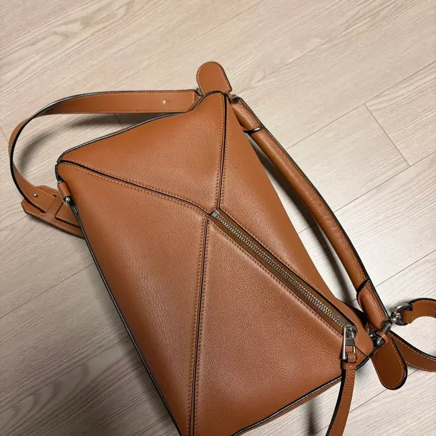 [BUNJANG] Loewe Puzzle Bag Medium / 로에베 퍼즐백 미디움