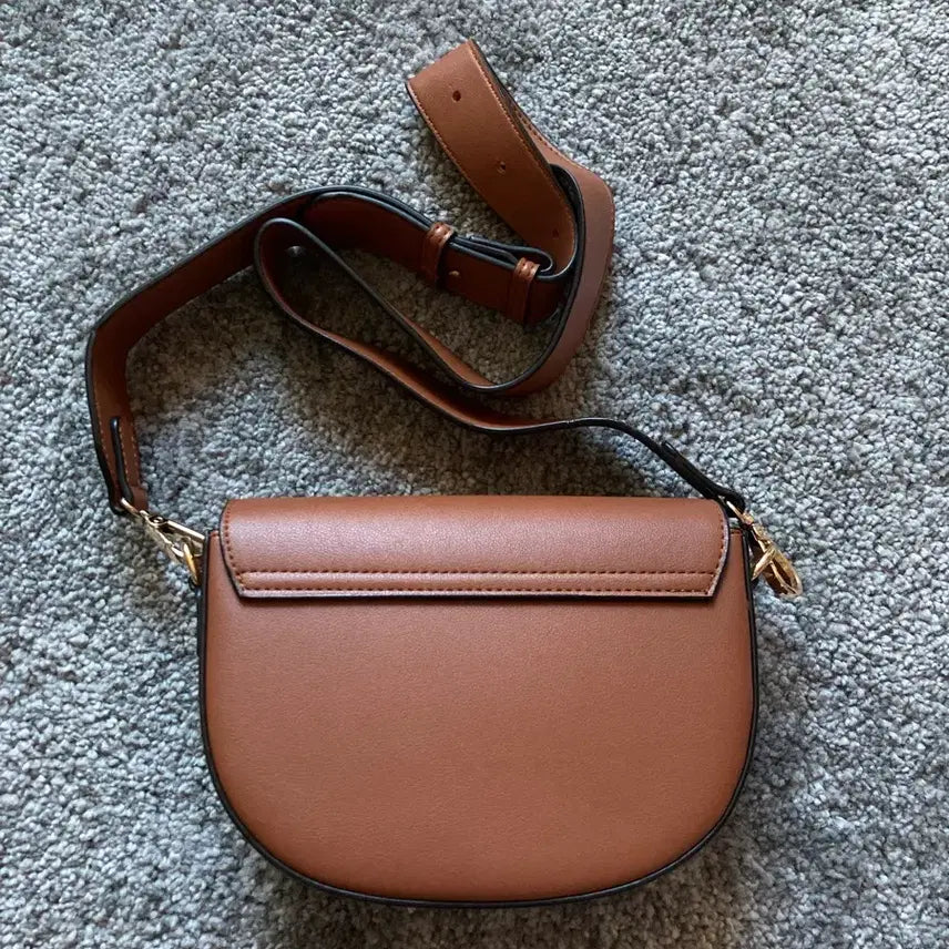 [BUNJANG] SPAO Crossbody Bag / 스파오 크로스백