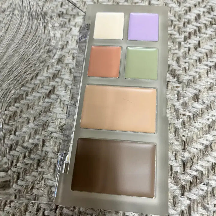[BUNJANG] Heal us Skin Breathing Concealer Palette / 새상품)Heal us 컨실러 팔레트