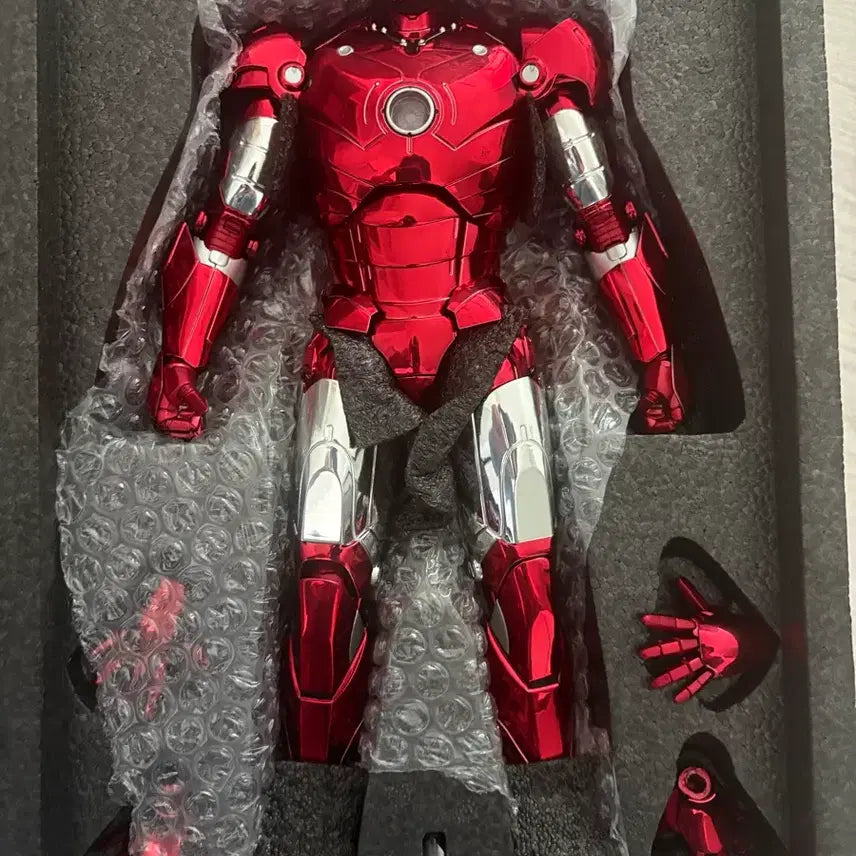 [BUNJANG] Hot Toys Iron Man MK III Red&Silver Chrome Ver. / 핫토이 아이언맨 MK III Red&Silver Chrome Ver.
