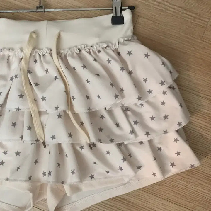 [BUNJANG] Kang Kang Mini Skirt / 새상품 착샷 O 별 캉캉 미니 스커트 숏스 키치,러블리,y2k