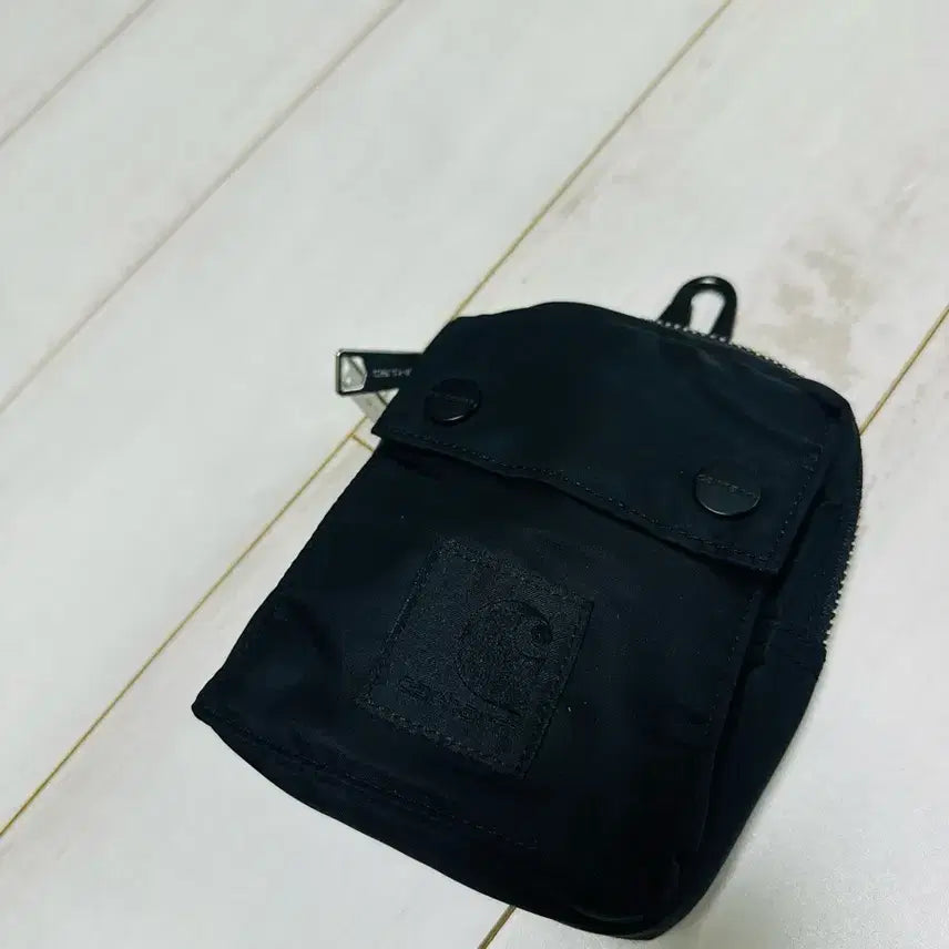 [BUNJANG] Carhartt Oakville Small Bag / 칼하트 오틀리 스몰백