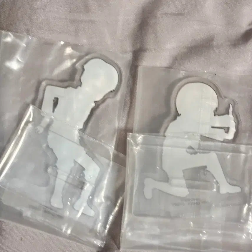 [BUNJANG] Yura Yura Solar Levi SD Figure / [진격의 거인] 유라유라 솔라 리바이 SD 피규어