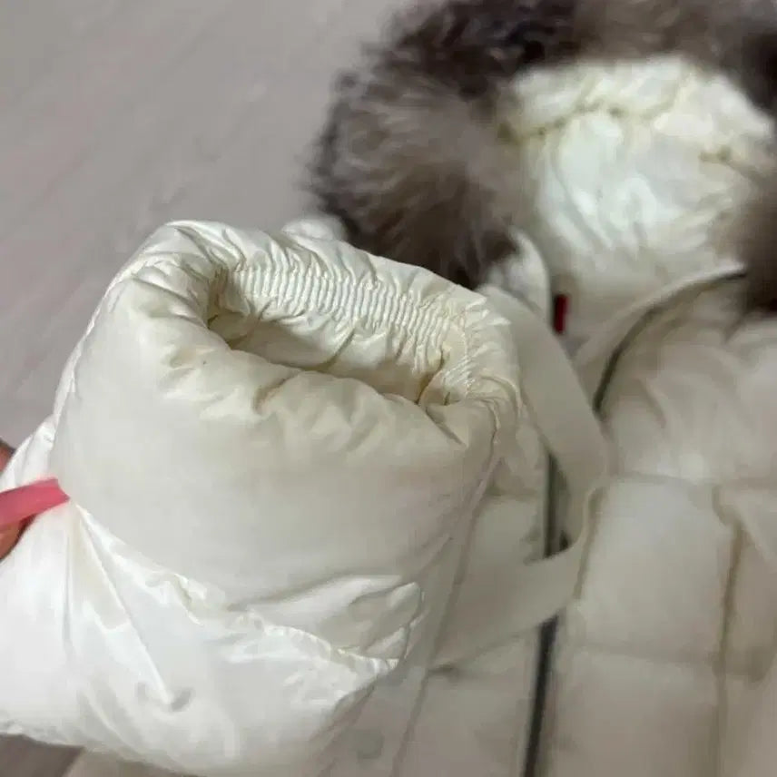 [BUNJANG] Moncler Boed White / 몽클레어 보에드 화이트